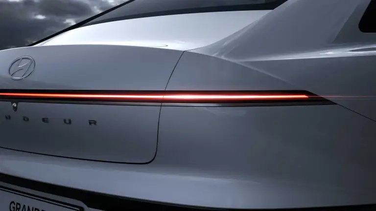 Hyundai Grandeur 2023 - 29