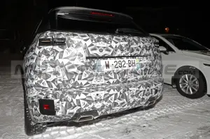 Peugeot 2008 2024 - Foto Spia 31-01-2023 - 8