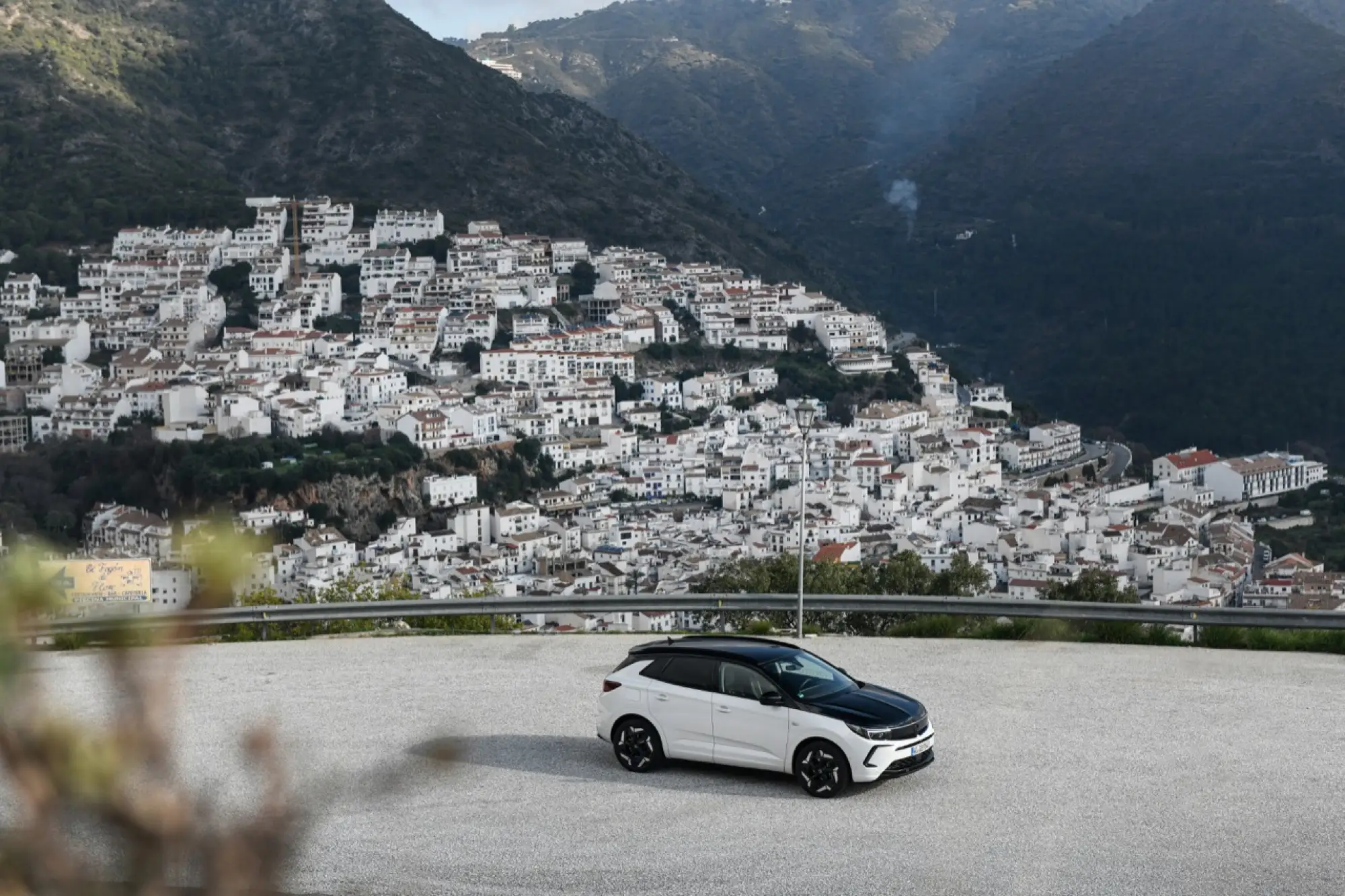 Opel Astra e Grandland GSe 2023 - Prova su strada - 94