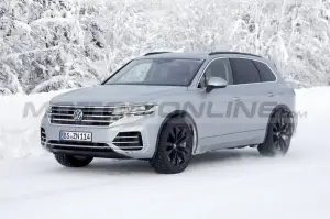 Volkswagen Touareg 2024 - Foto Spia 04-02-2023