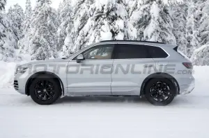 Volkswagen Touareg 2024 - Foto Spia 04-02-2023