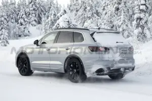 Volkswagen Touareg 2024 - Foto Spia 04-02-2023