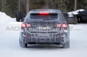 BMW i5 Touring 2025 - Foto Spia 08-02-2023 - 12