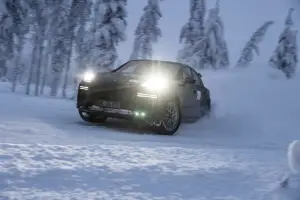 Porsche Cayenne 2023 - Test di collaudo