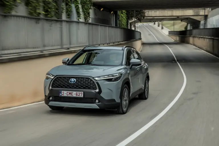 Toyota Corolla Cross 2023 - 16