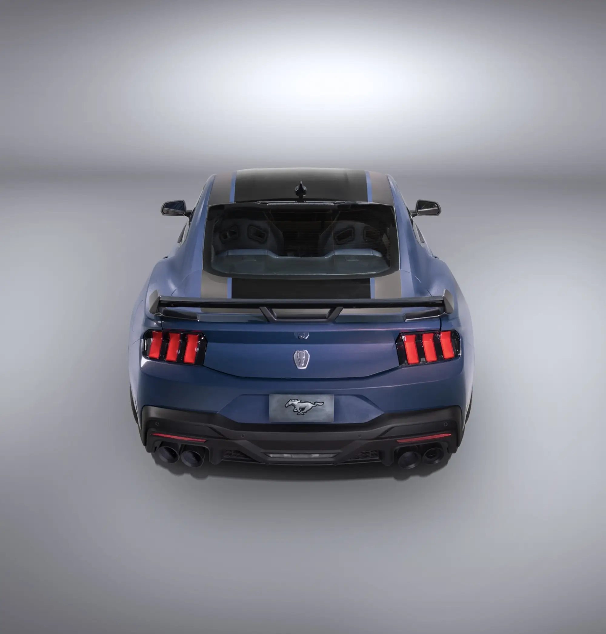 Ford Mustang Dark Horse 2024 interni - 16