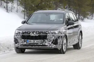 Audi Q7 - Foto spia 9-2-2023