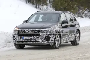 Audi Q7 - Foto spia 9-2-2023