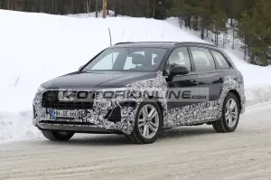Audi Q7 - Foto spia 9-2-2023