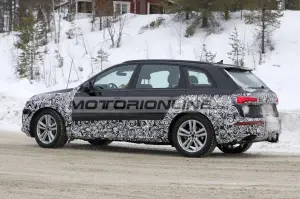 Audi Q7 - Foto spia 9-2-2023