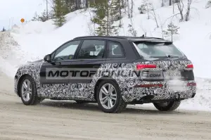 Audi Q7 - Foto spia 9-2-2023