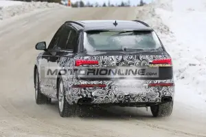 Audi Q7 - Foto spia 9-2-2023