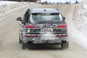 Audi Q7 - Foto spia 9-2-2023