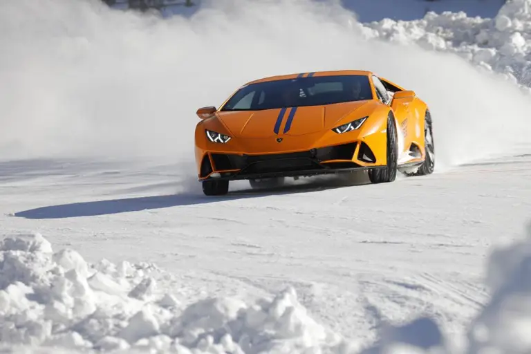 Lamborghini Esperienza Neve 2023 - 12