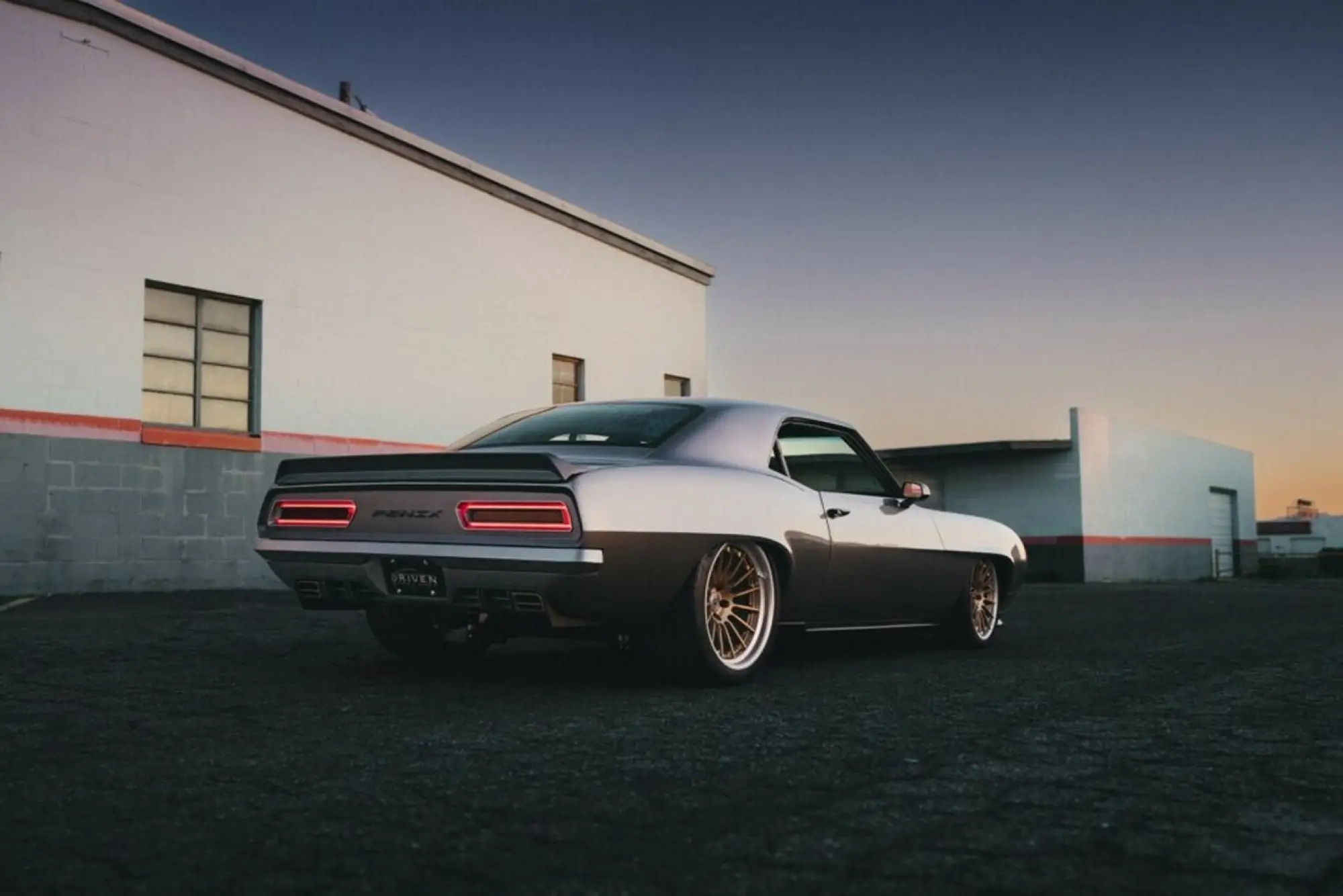Chevrolet Camaro Felix restomod - 18