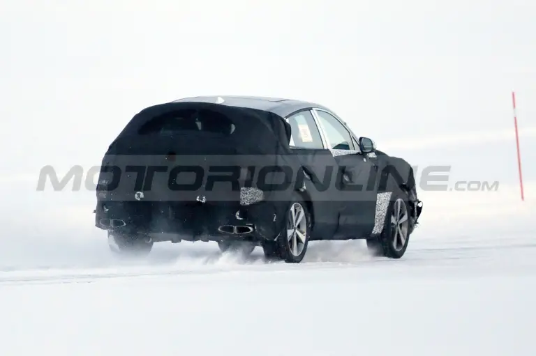 Genesis GV80 Coupe - Foto Spia 10-02-2023 - 9