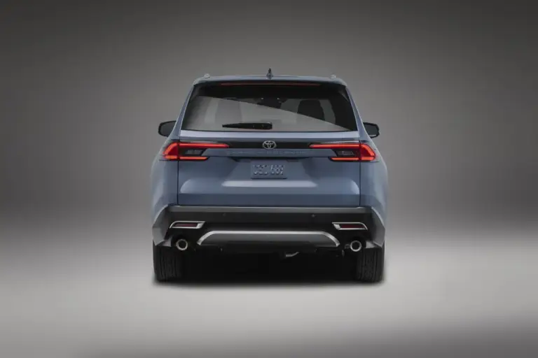 Toyota Grand Highlander - 11