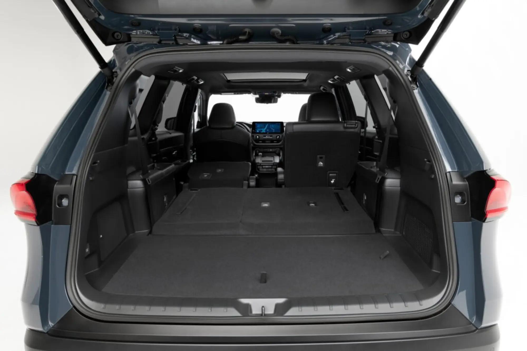 Toyota Grand Highlander - 6