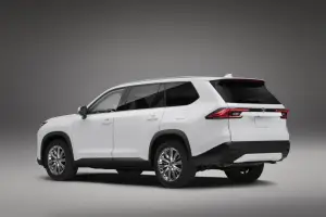 Toyota Grand Highlander - 2