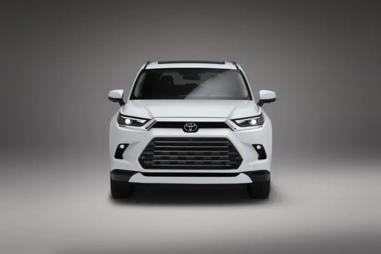 Toyota Grand Highlander - 7