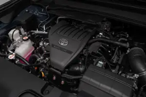 Toyota Grand Highlander - 27