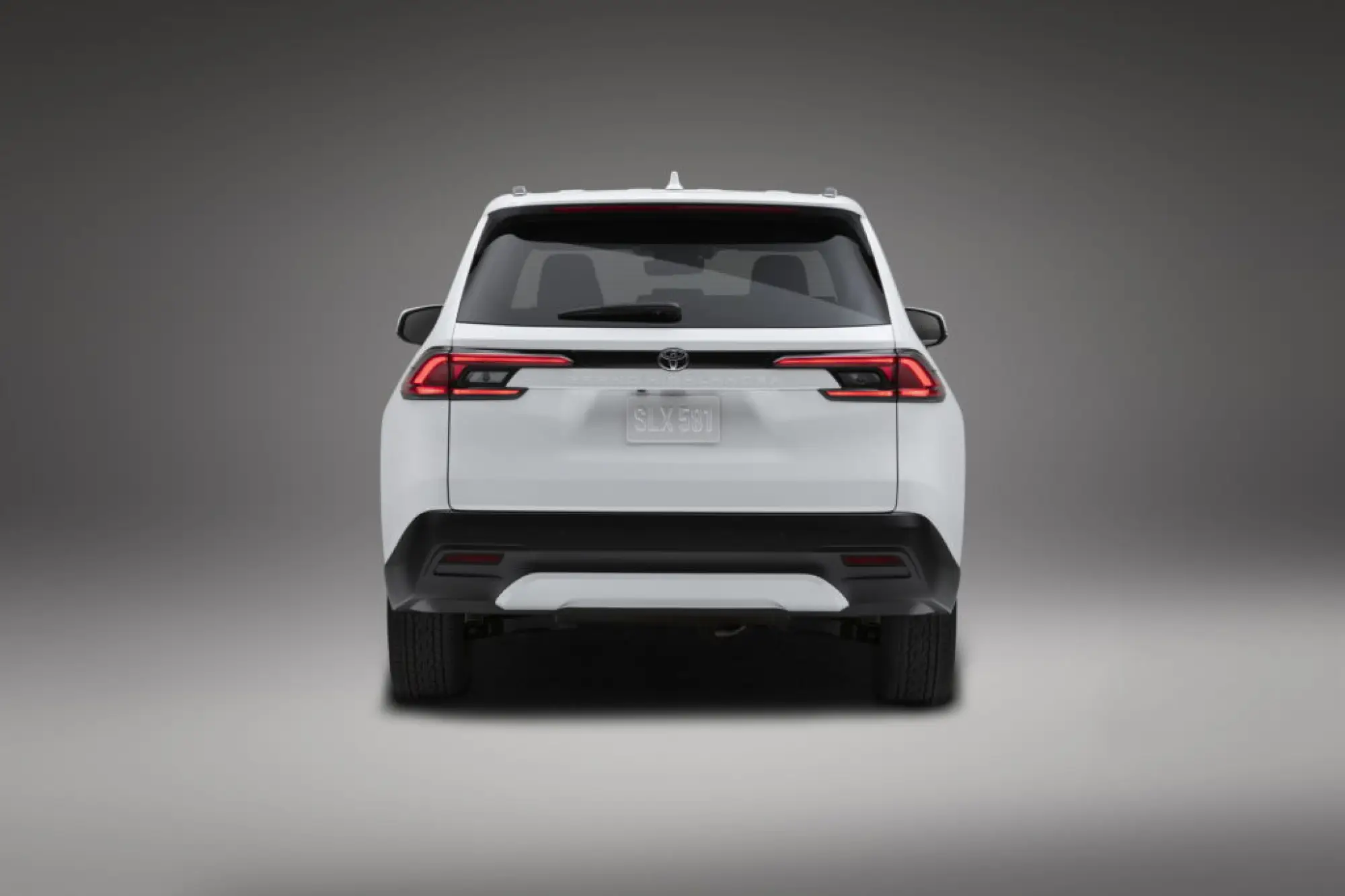 Toyota Grand Highlander - 1