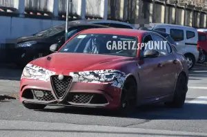 Alfa Romeo Giulia Quadrifoglio 2024 foto spia