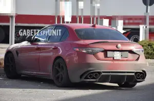 Alfa Romeo Giulia Quadrifoglio 2024 foto spia