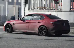 Alfa Romeo Giulia Quadrifoglio 2024 foto spia