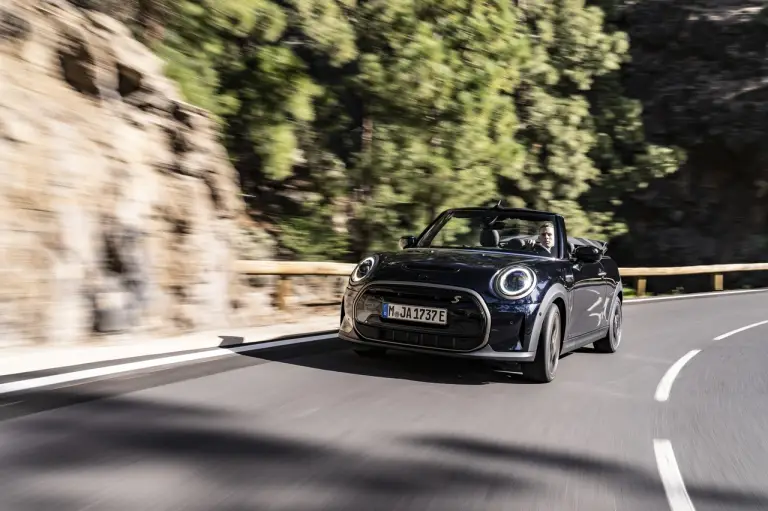 Mini Cooper SE Cabrio - 104