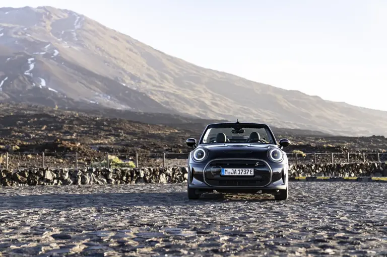 Mini Cooper SE Cabrio - 132