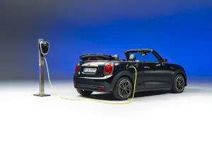 Mini Cooper SE Cabrio - 13