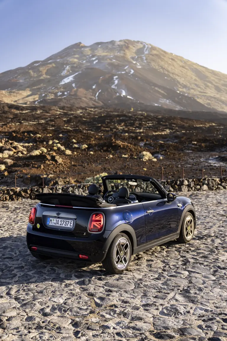 Mini Cooper SE Cabrio - 145