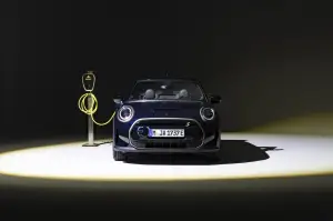 Mini Cooper SE Cabrio - 24