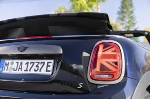 Mini Cooper SE Cabrio - 176