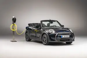 Mini Cooper SE Cabrio - 16