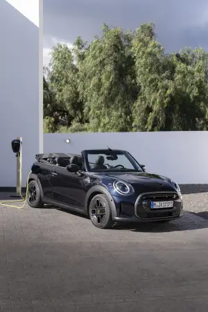 Mini Cooper SE Cabrio - 228