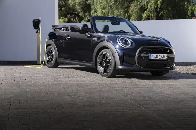 Mini Cooper SE Cabrio - 231