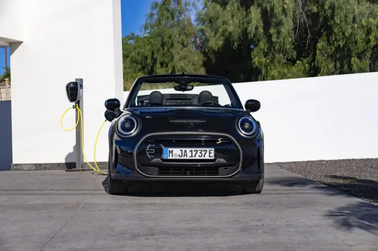 Mini Cooper SE Cabrio - 236