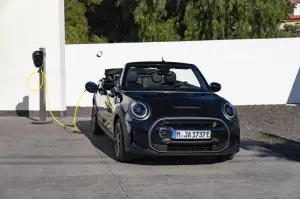 Mini Cooper SE Cabrio - 234