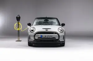 Mini Cooper SE Cabrio - 40