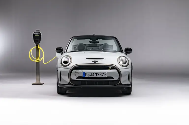 Mini Cooper SE Cabrio - 40