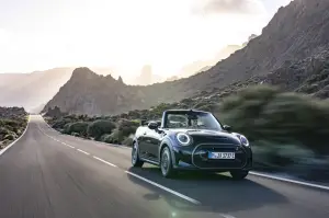 Mini Cooper SE Cabrio - 58