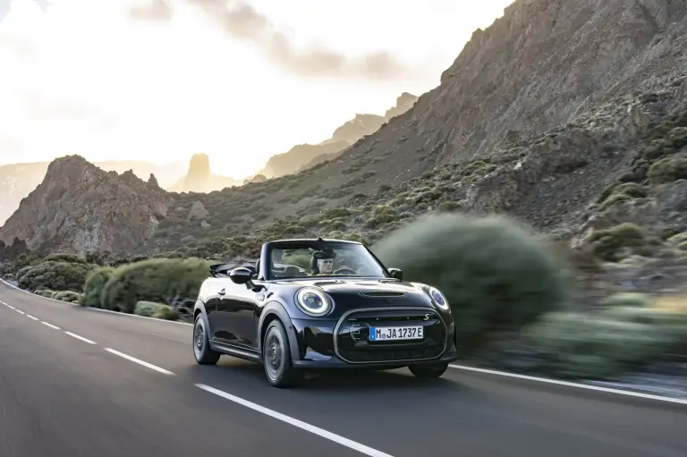 Mini Cooper SE Cabrio - 59