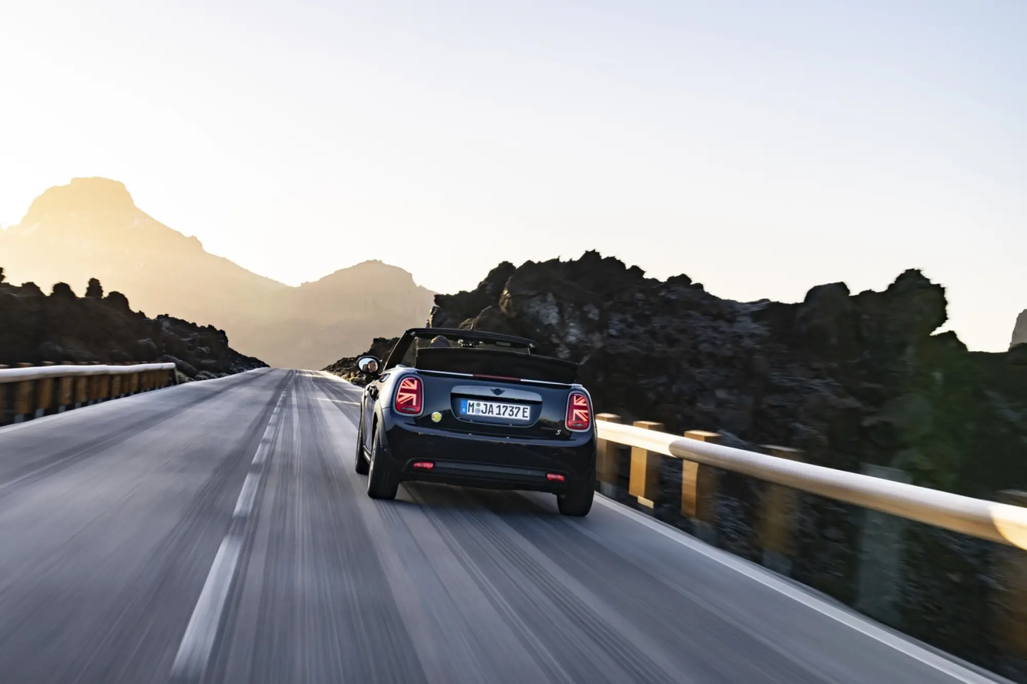 Mini Cooper SE Cabrio - 71