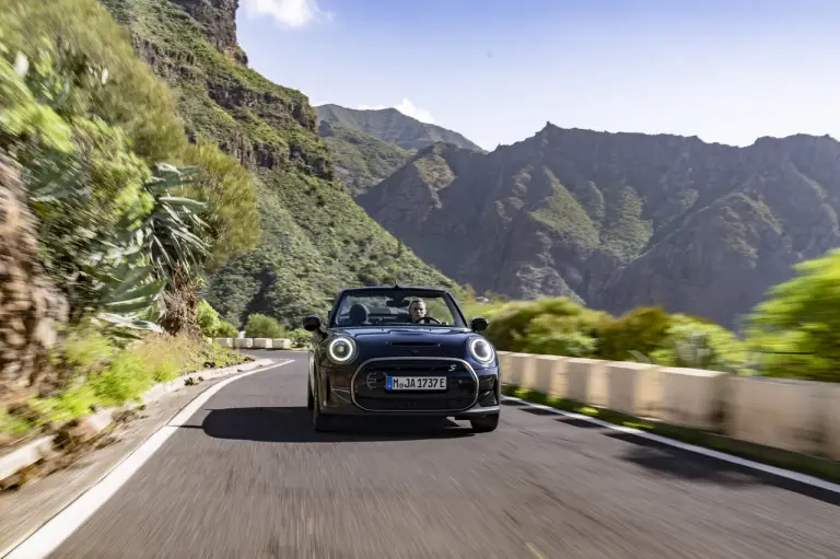 Mini Cooper SE Cabrio - 79