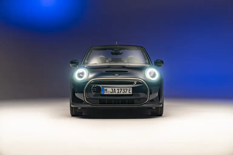 Mini Cooper SE Cabrio - 7