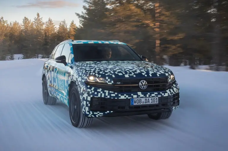 Volkswagen Touareg 2024 prototipo ufficiale - 4