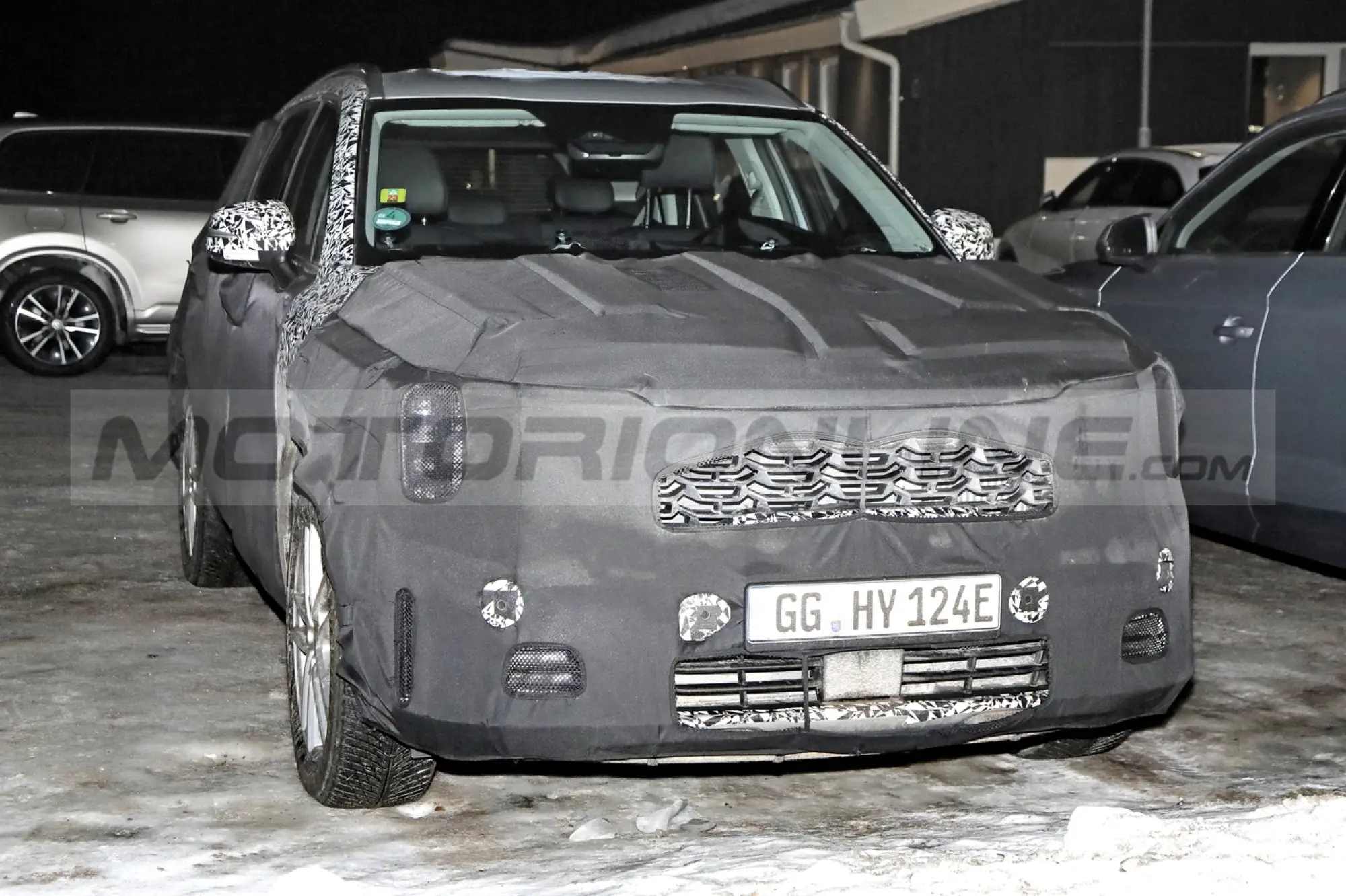 Kia Sorento 2024 - Foto Spia 16-02-2023 - 1