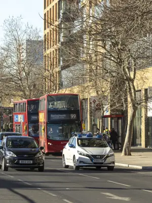 Nissan guida autonoma ServCity
